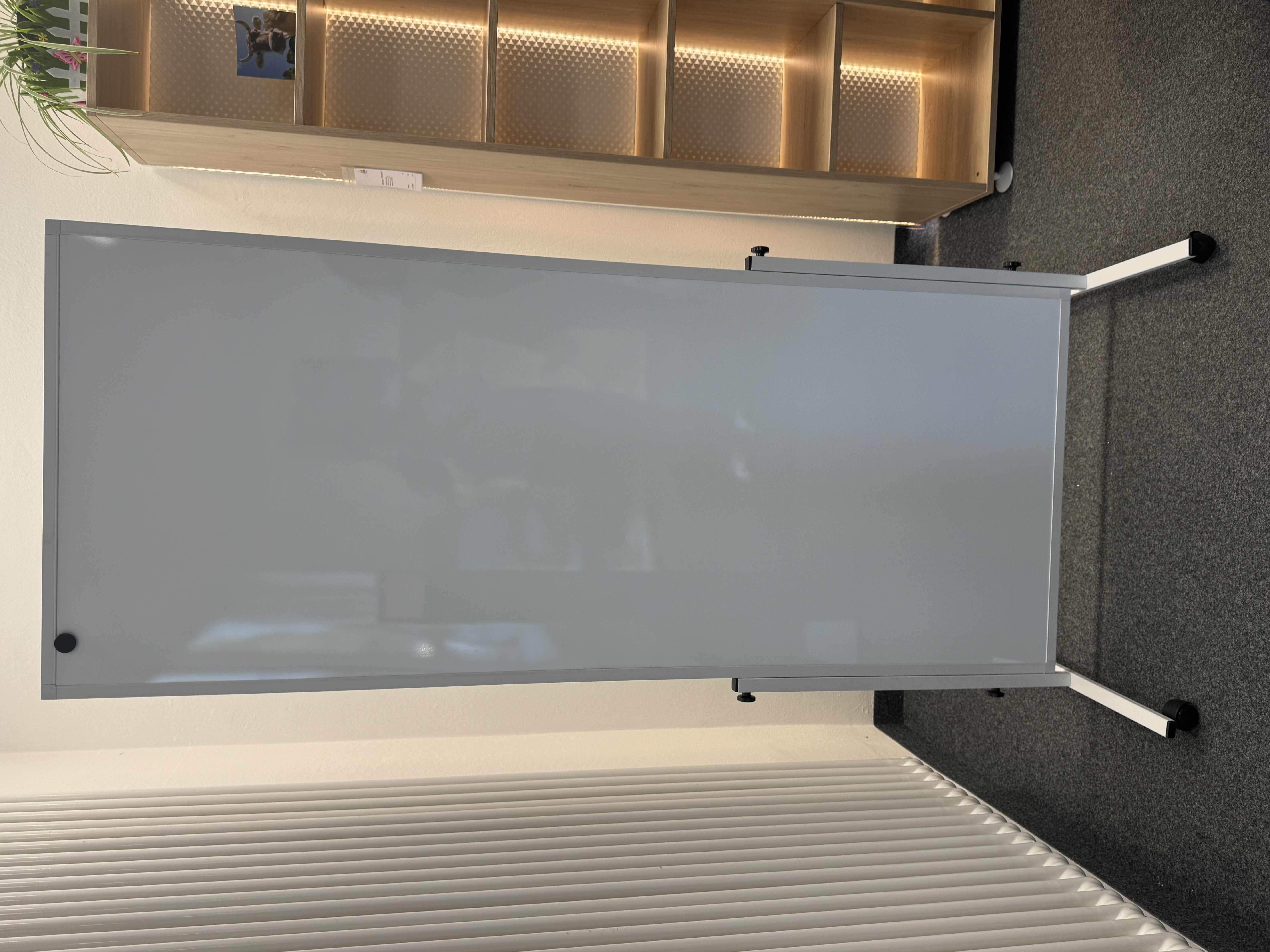 Whiteboard auf Rollen