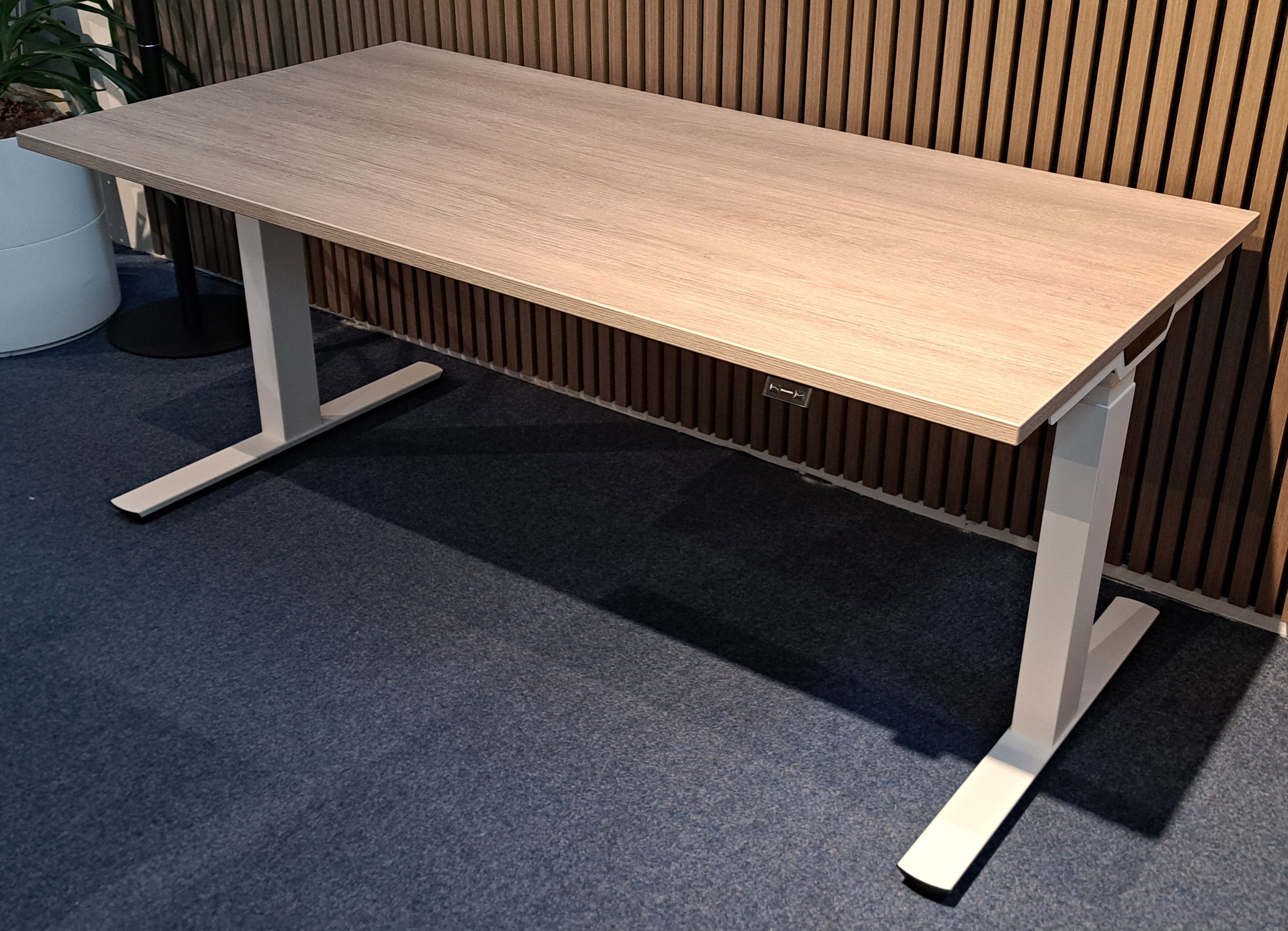 Sitz-Stehtisch Crew T